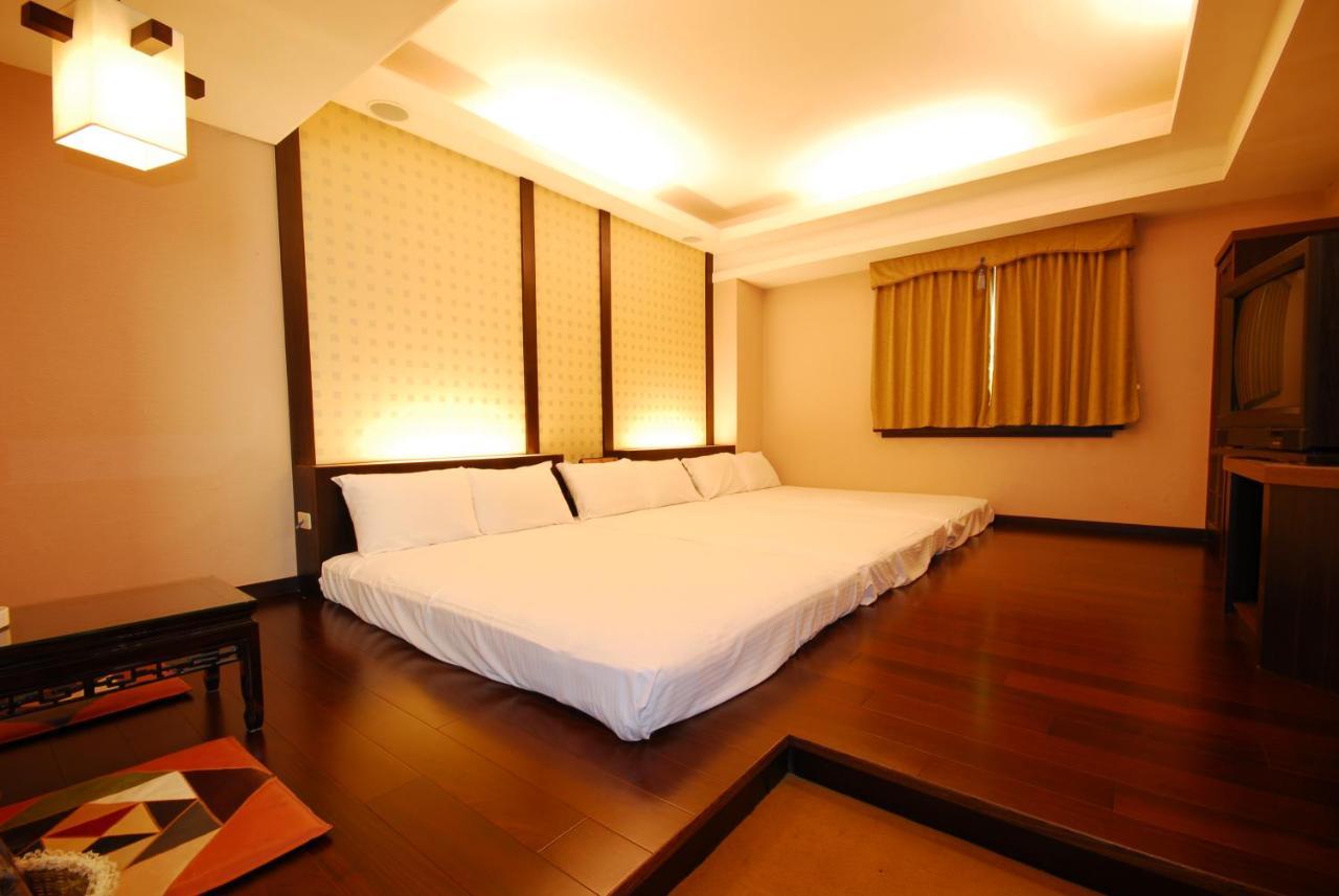 Karo Hotel Гаосюн Екстер'єр фото