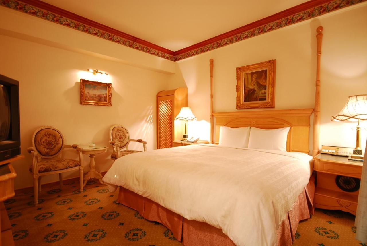 Karo Hotel Гаосюн Екстер'єр фото